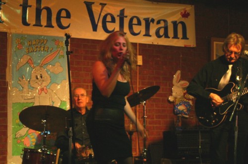 Debbie Rigon cuts loose !!!